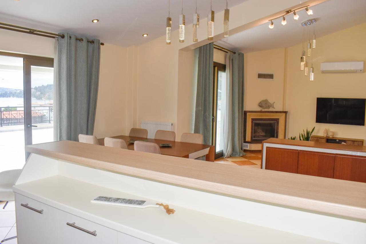 Zoe'S Flat Megali Ammos Apartment Skiathos Town Exterior photo